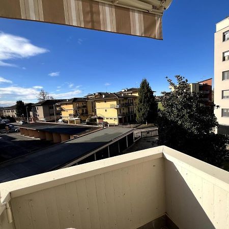 Apartamento Bilocale Con Netflix Incluso Lodi Exterior foto